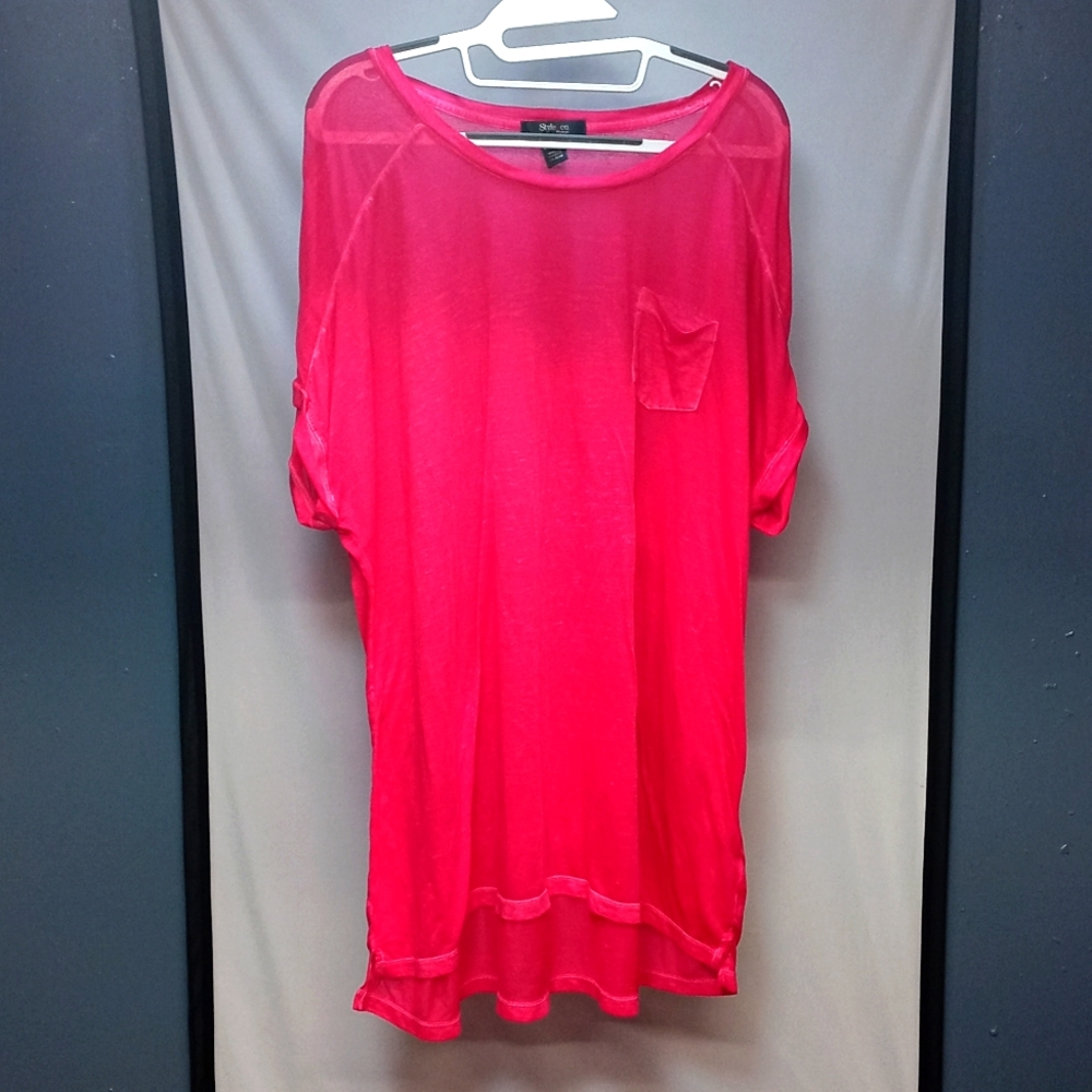 Super thin magenta tee